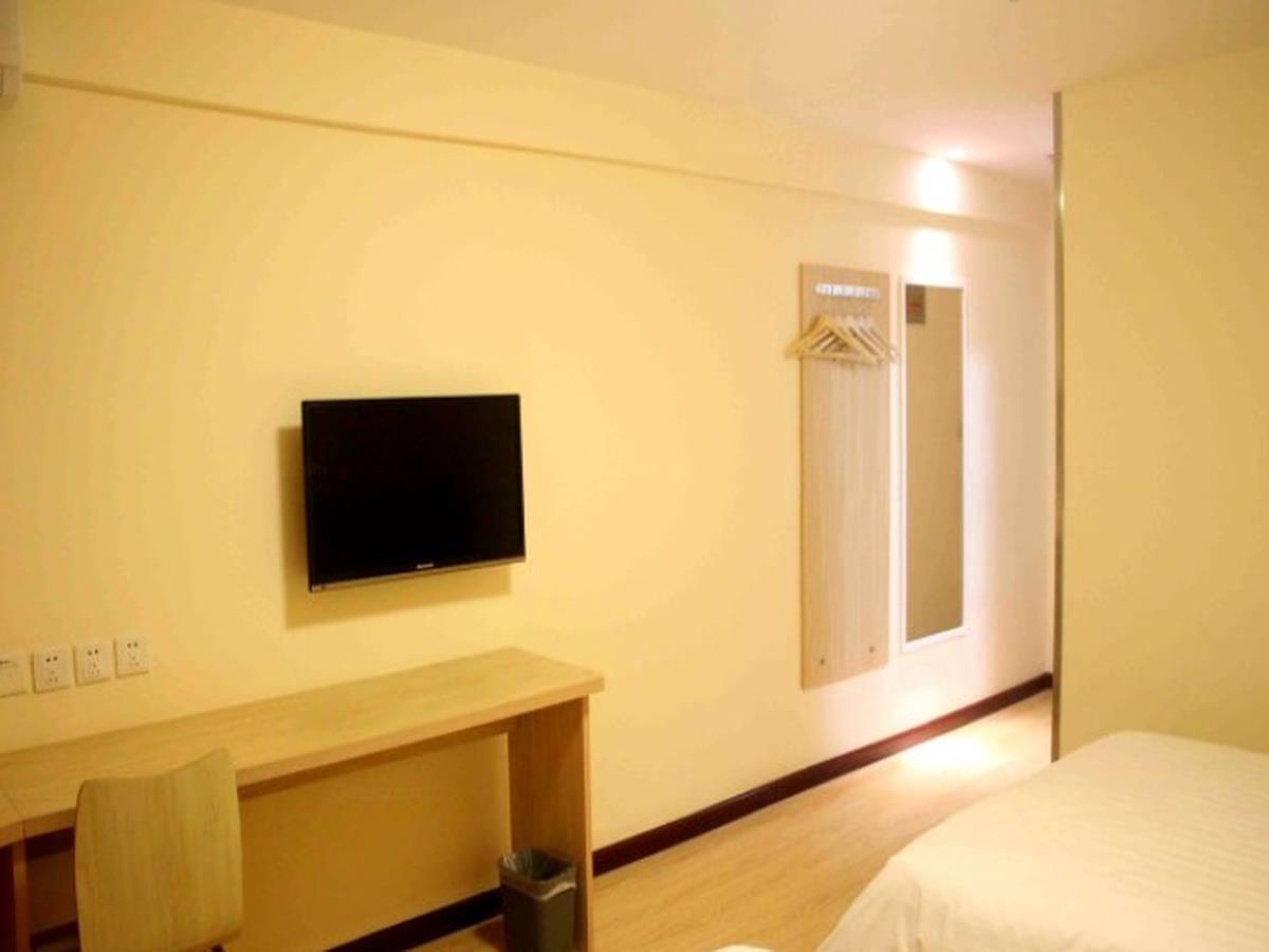 7Days Inn Deyang Zhongjiang Kuishan Park Екстериор снимка