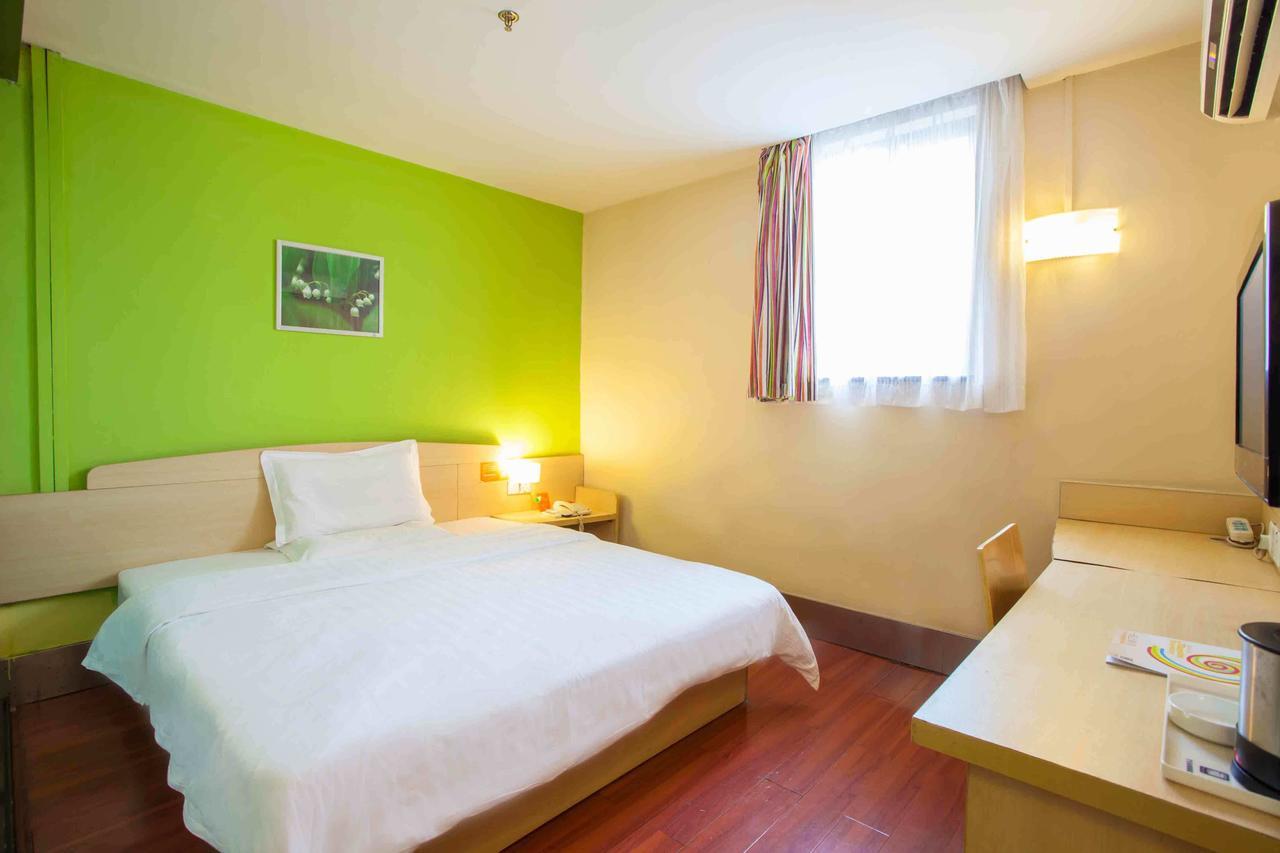 7Days Inn Deyang Zhongjiang Kuishan Park Екстериор снимка