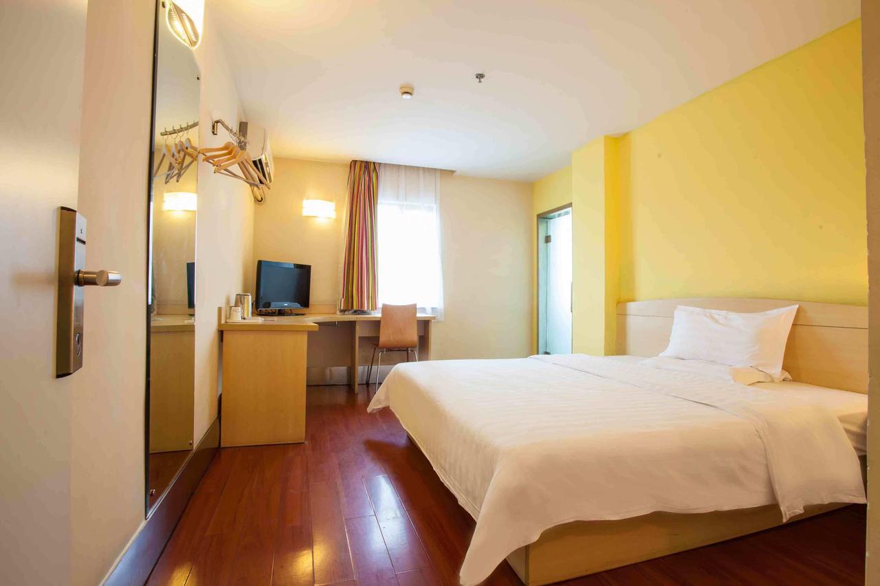 7Days Inn Deyang Zhongjiang Kuishan Park Екстериор снимка