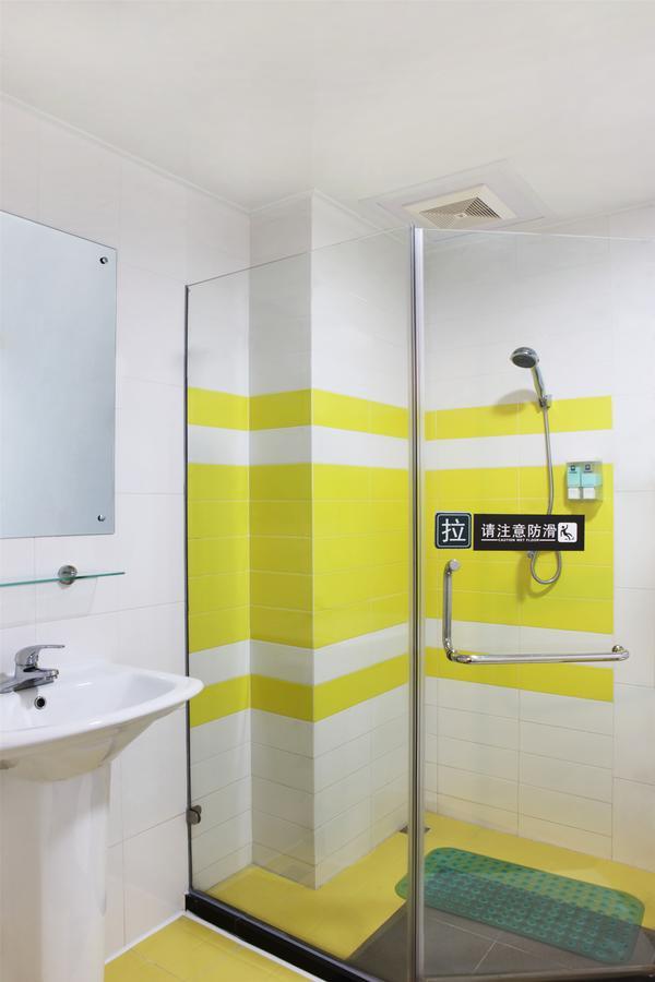 7Days Inn Deyang Zhongjiang Kuishan Park Екстериор снимка