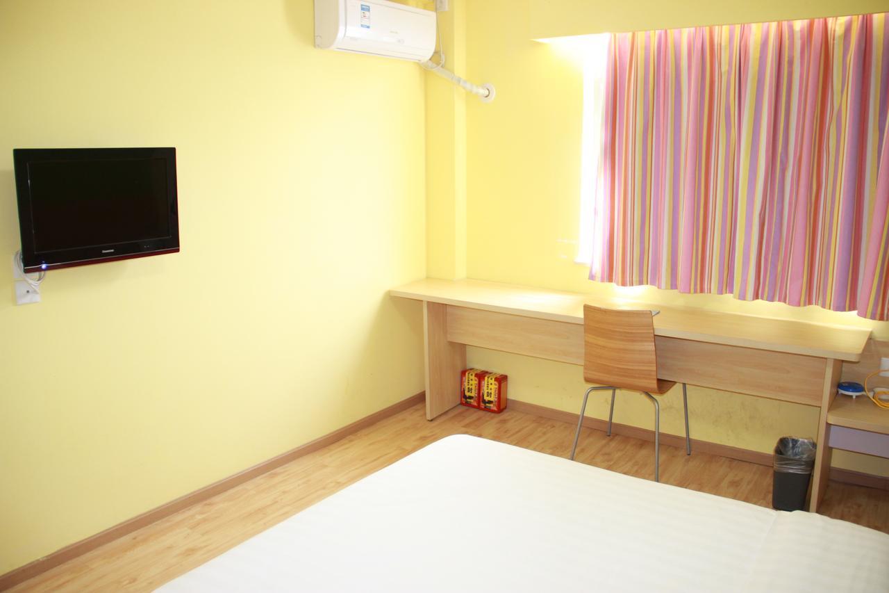 7Days Inn Deyang Zhongjiang Kuishan Park Екстериор снимка