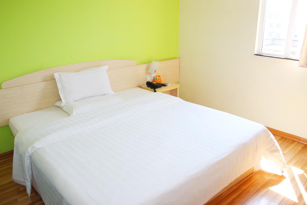 7Days Inn Deyang Zhongjiang Kuishan Park Екстериор снимка