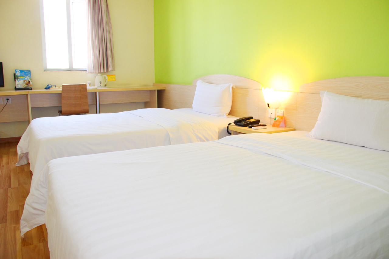 7Days Inn Deyang Zhongjiang Kuishan Park Екстериор снимка
