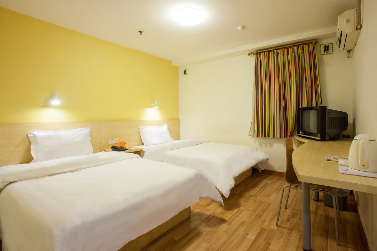 7Days Inn Deyang Zhongjiang Kuishan Park Екстериор снимка